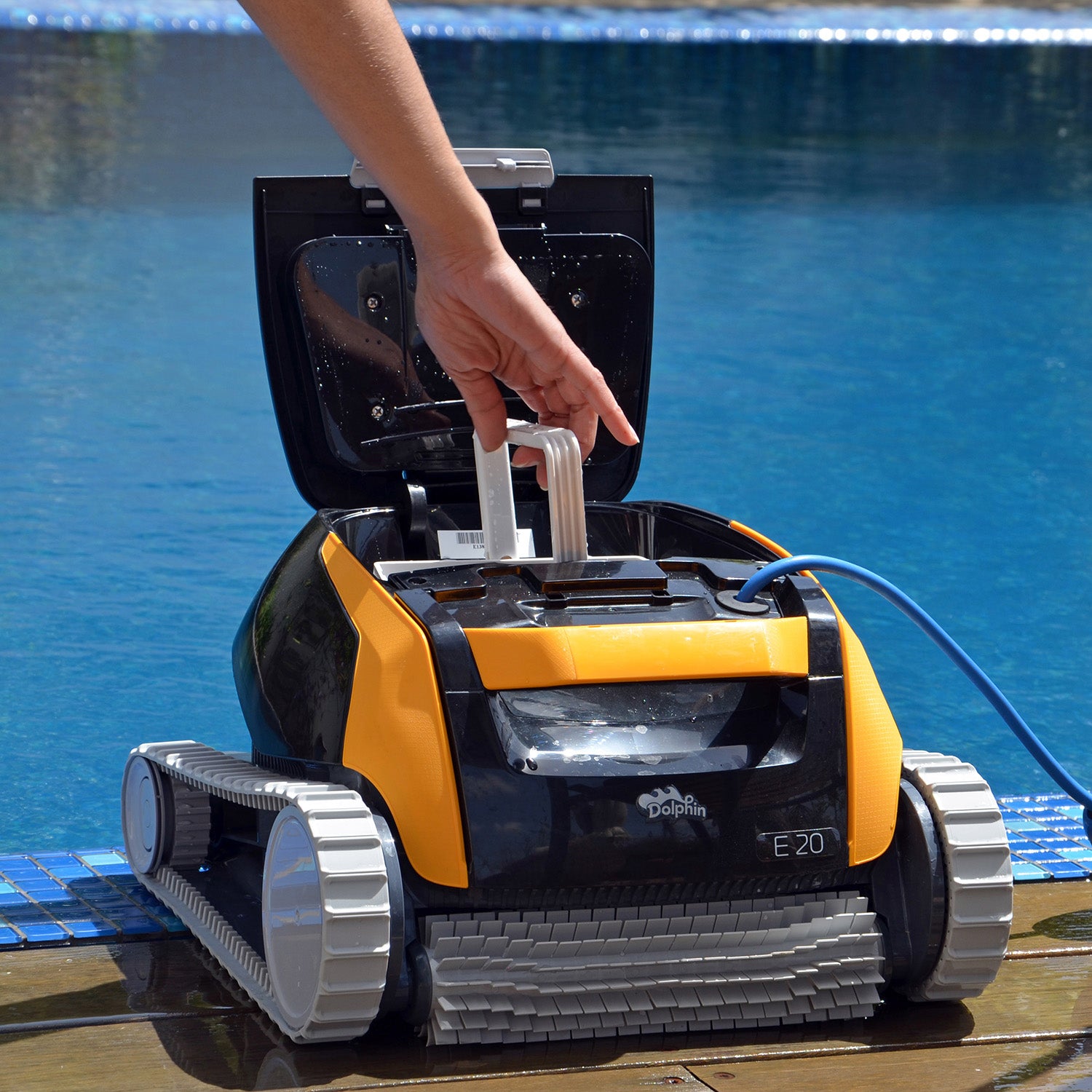 Robot Dolphin E20 Barrefondo Para Piscina